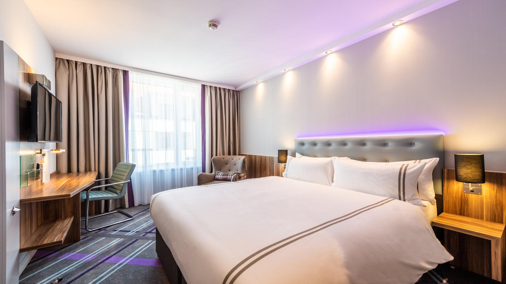 Holiday Inn Express Dresden City Centre エクステリア 写真