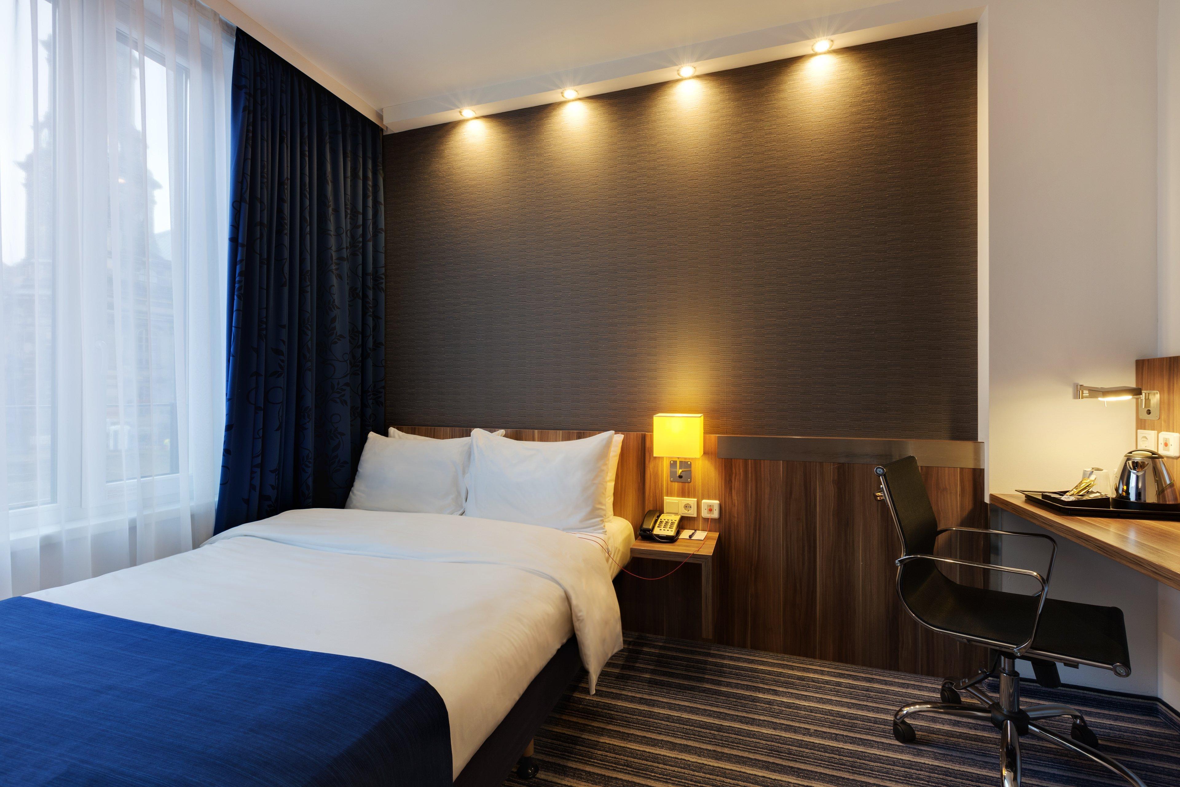 Holiday Inn Express Dresden City Centre エクステリア 写真