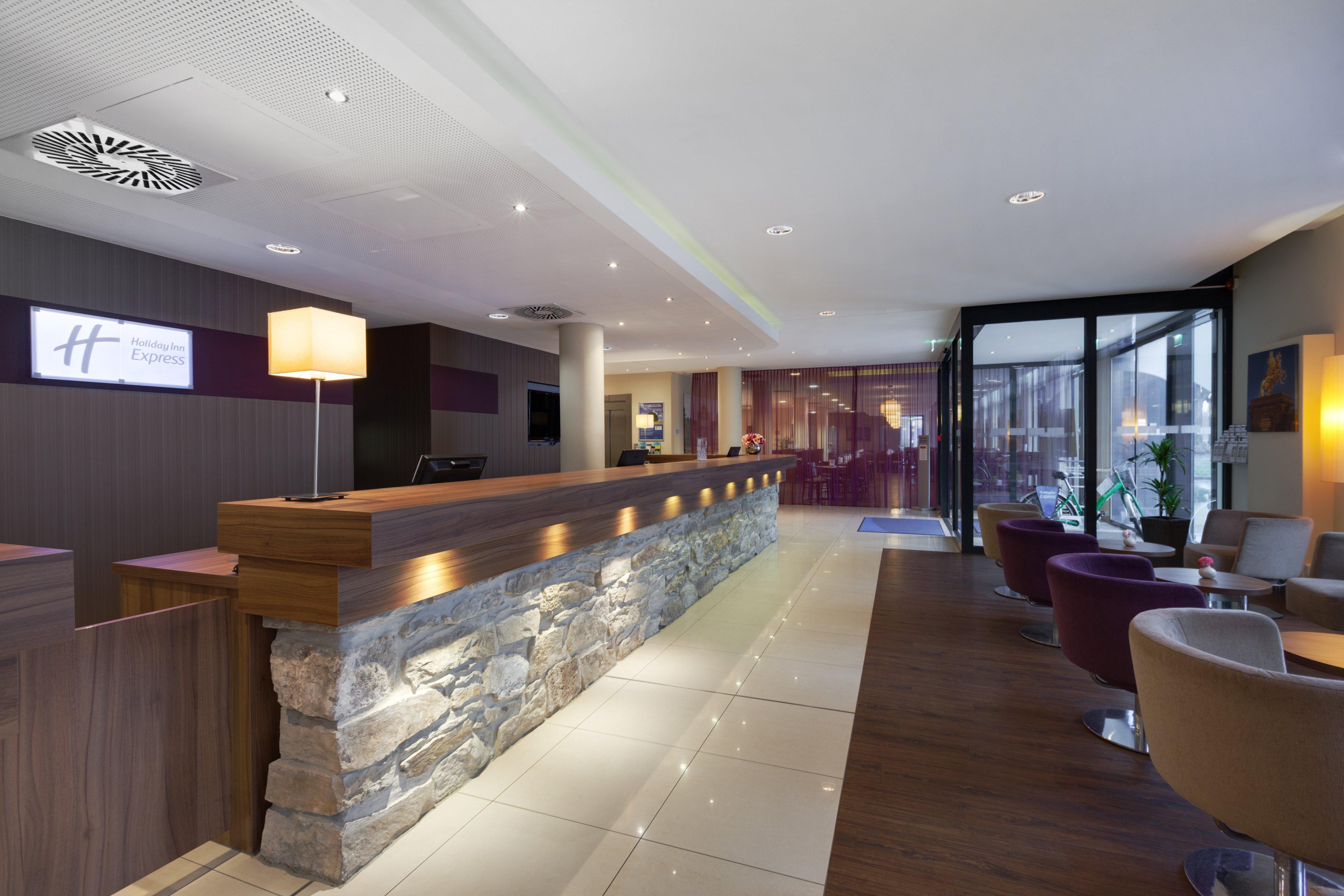 Holiday Inn Express Dresden City Centre エクステリア 写真